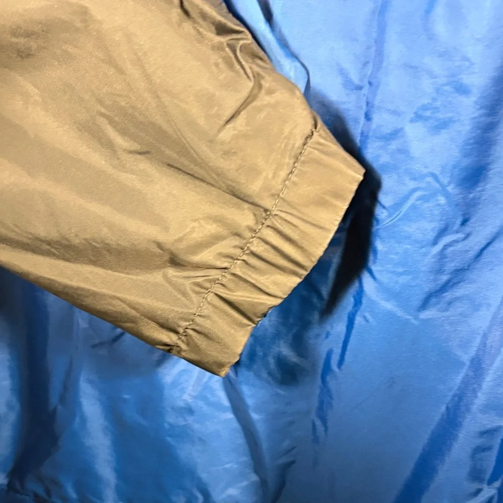 Columbia Men's Blue and‎ Gray Raincoat. XL 54” chest. GG
